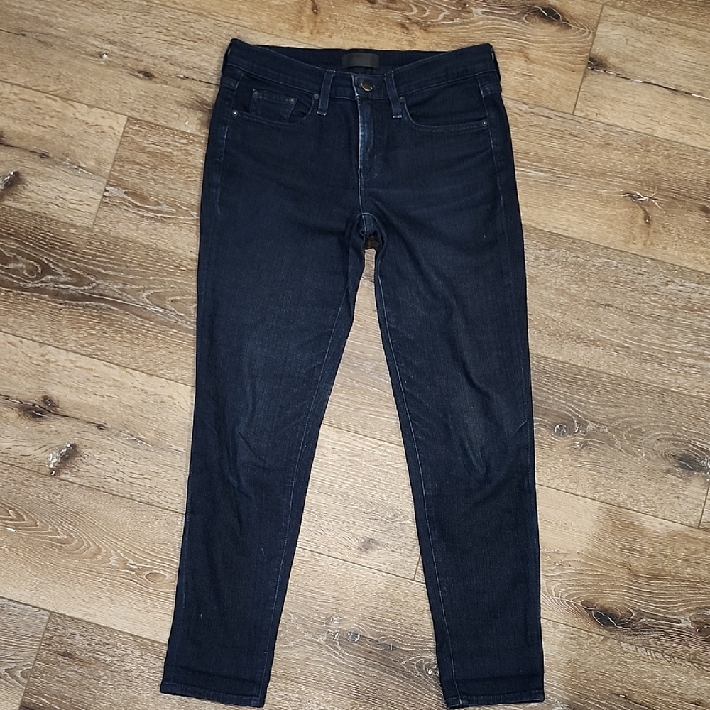 Vince Women Straight Leg Jeans Dark Indigo Blue Designer Minimalist Contemporary
